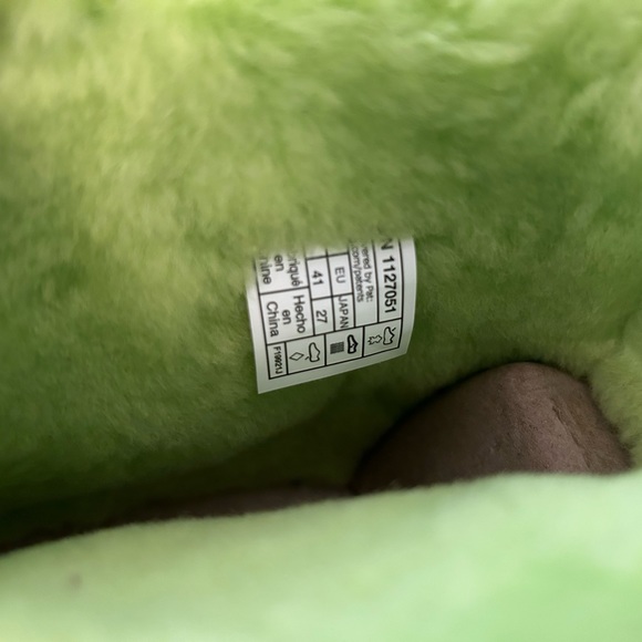 UGG Women’s Classic Gray Mini Chopd Boot - Picture 7 of 7